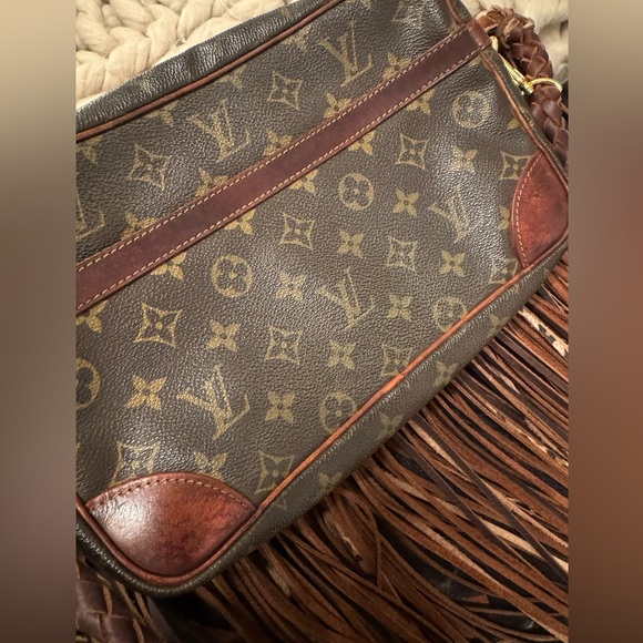 Repurposed Louis Vuitton Crossbody - Picture 4 of 6